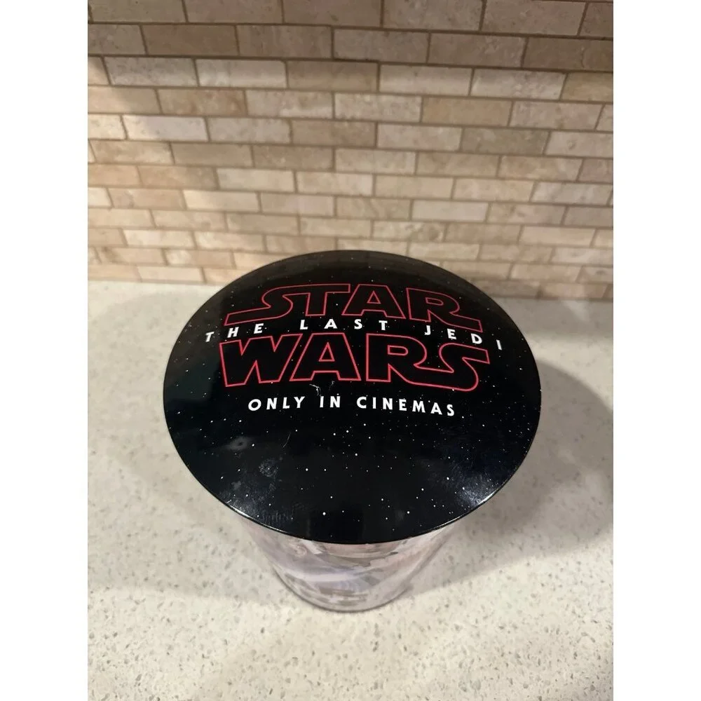 2017 Star Wars The Last Jedi movie theater collectors popcorn bucket w lid (g16)